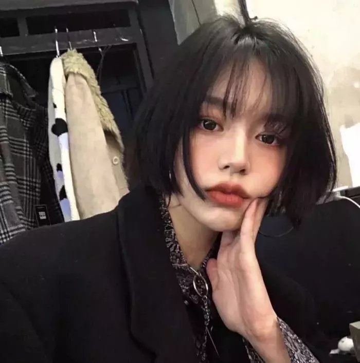 处于精神崩溃边缘的侦探